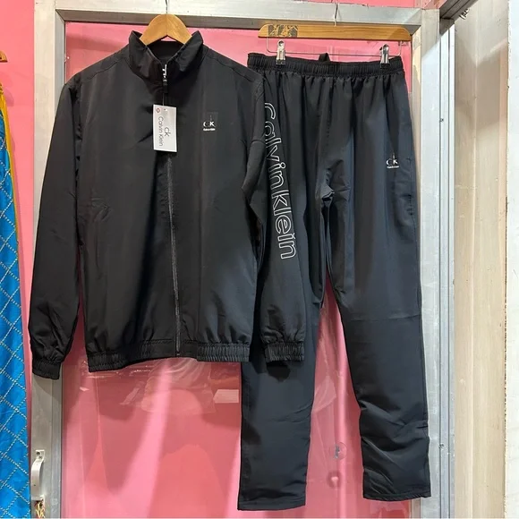 Calvin Klein unisex track suit - Picture 12 of 13